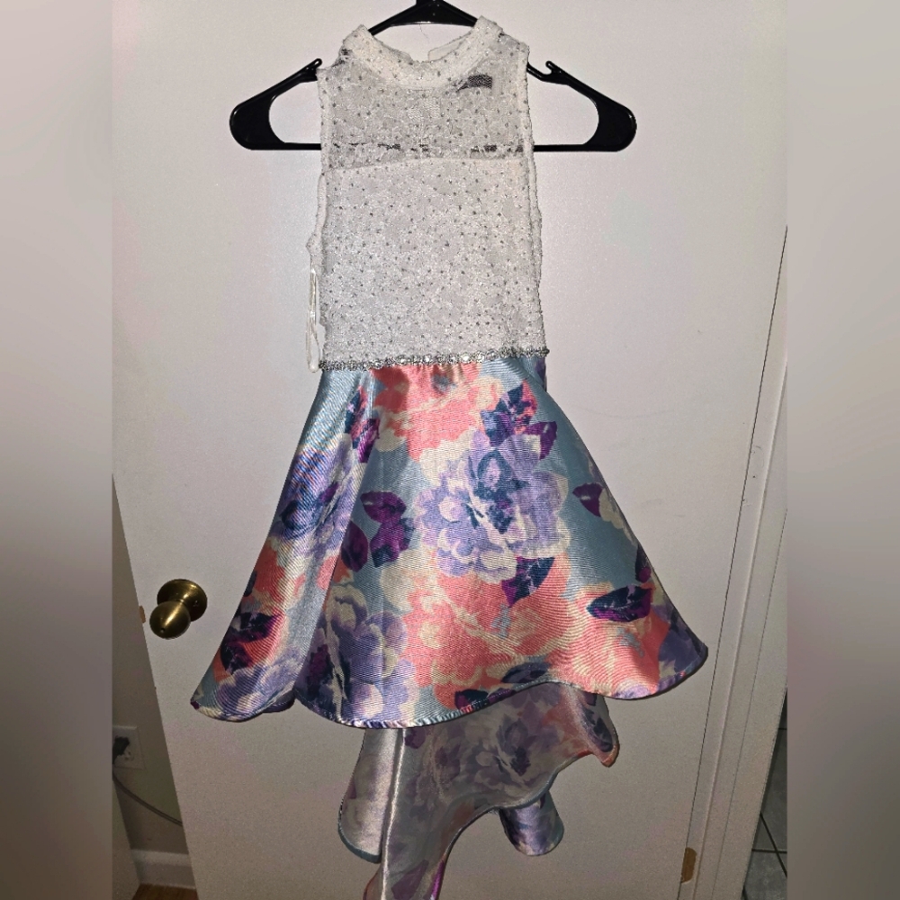 Children's Dress Size 6/7